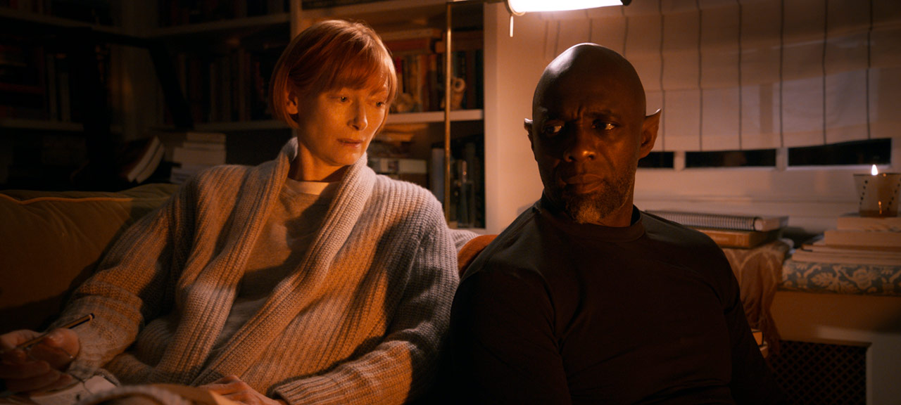 Idris Elba, Tilda Swinton dans Trois mille ans à t'attendre