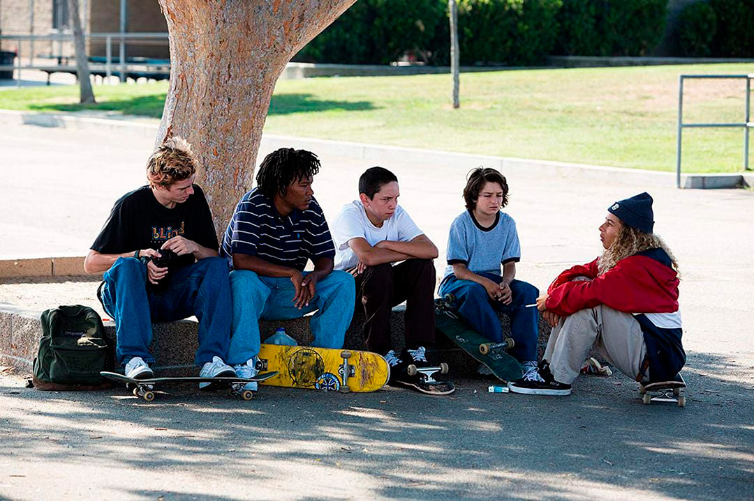 Sunny Suljic, Na-kel Smith, Olan Prenatt, Gio Galicia, Ryder McLaughlin dans 90's