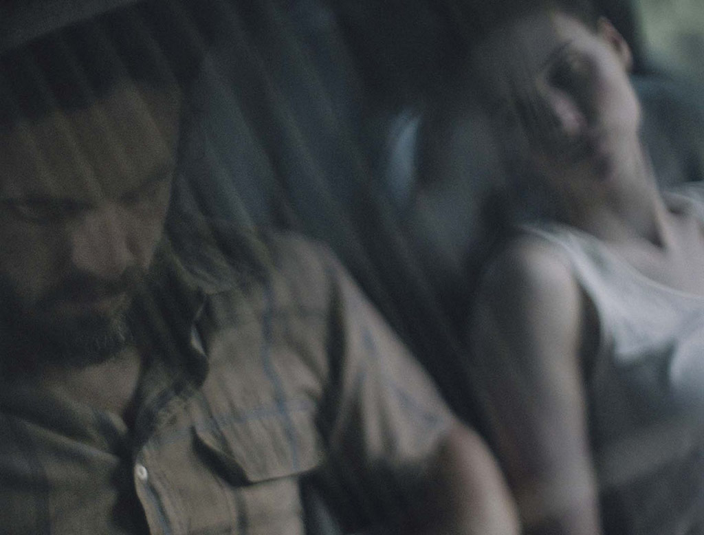 Casey Affleck, Rooney Mara dans A Ghost story