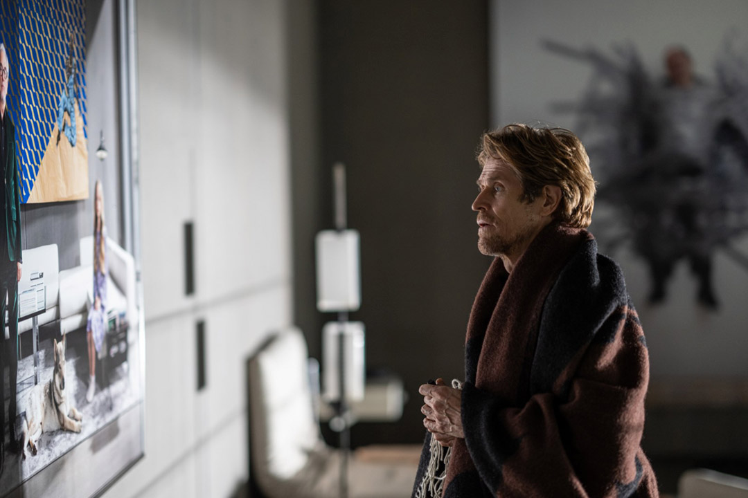 Willem Dafoe dans À l'intérieur