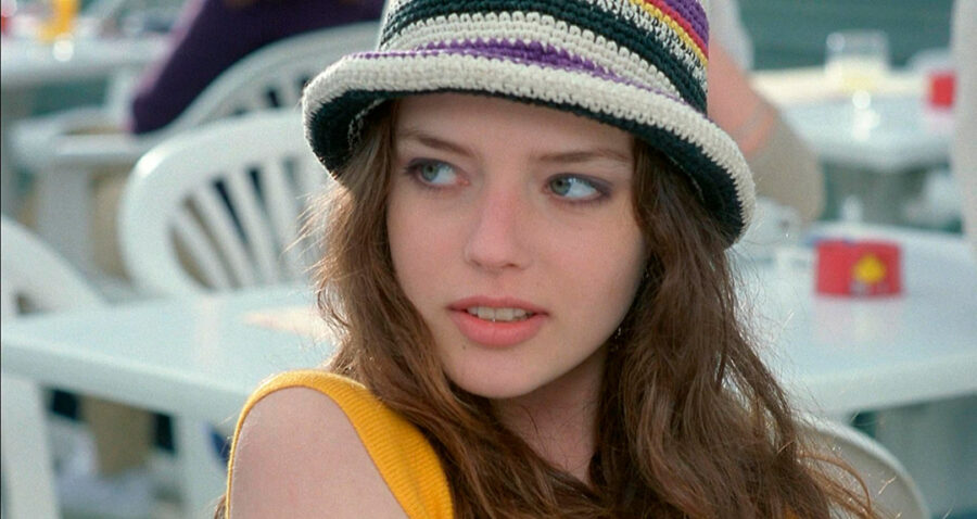 Afficher l'image Roxane Mesquida