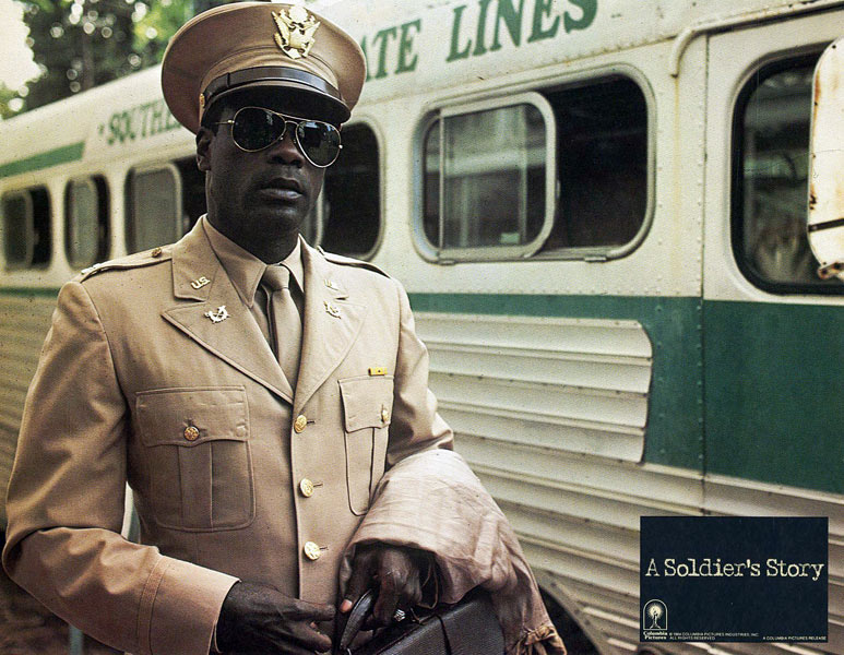 Howard E. Rollins Jr dans A soldier's story