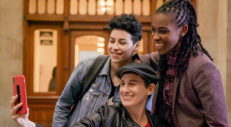 Afficher l'image Denice Frohman, Franco Stevens, Amber Hikes
