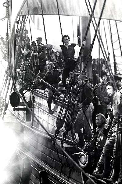 Errol Flynn dans L'Aigle des mers (The Sea Hawk)