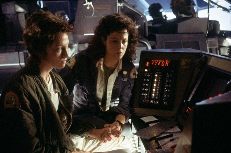 Sigourney Weaver, Veronica Cartwright  dans Alien