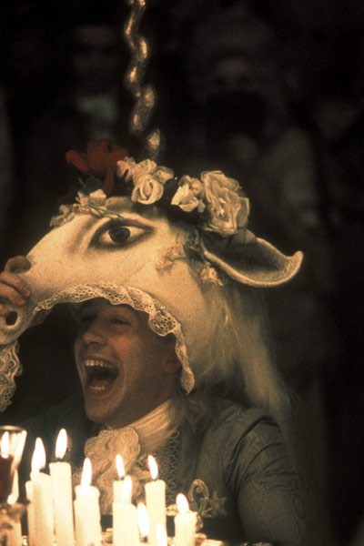 Tom Hulce dans Amadeus
