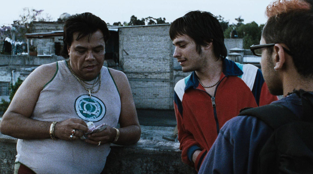 Humberto Busto, Gerardo Campbell, Gael García Bernal dans Amours Chiennes