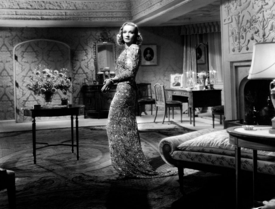 Marlene Dietrich dans Ange