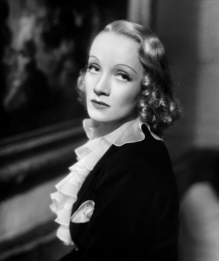 Marlene Dietrich dans Ange