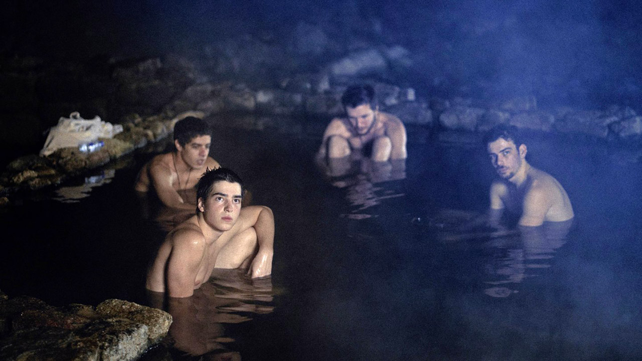 dans Anoche conquiste Tebas