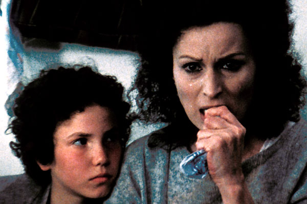 Antonella Di Maggio, Silvana Mangano dans L'Argent de la vieille