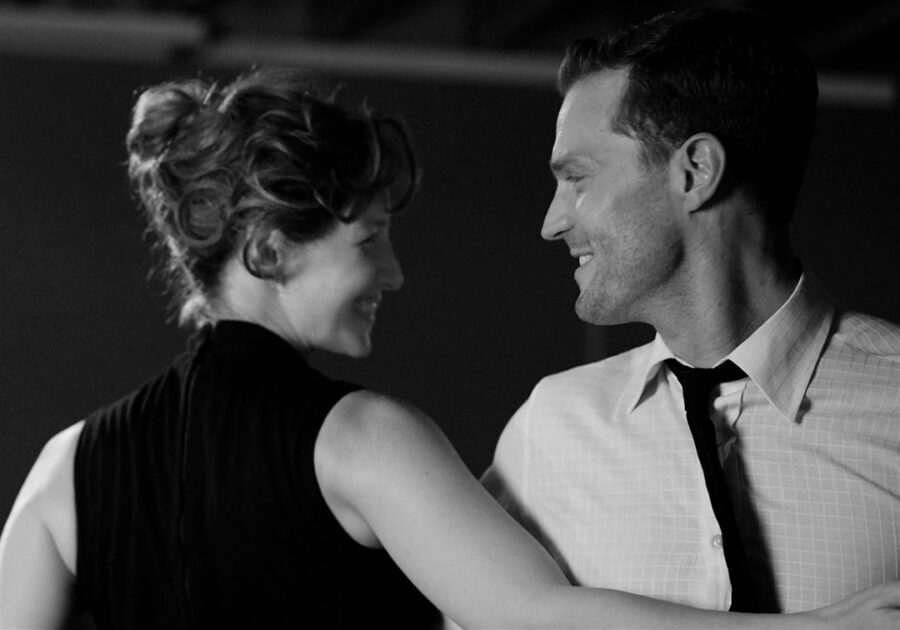 Afficher l'image Caitriona Balfe, Jamie Dornan
