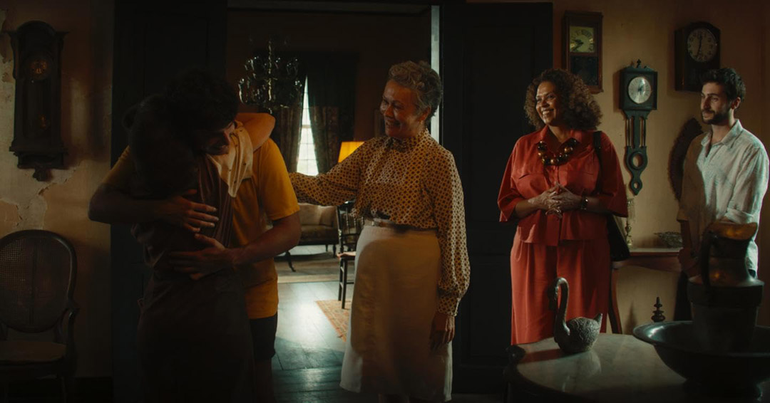 Ana Carbatti, Analú Prestes, Yohan Levy, Diego Montez, Cristina Pereira dans Birthright