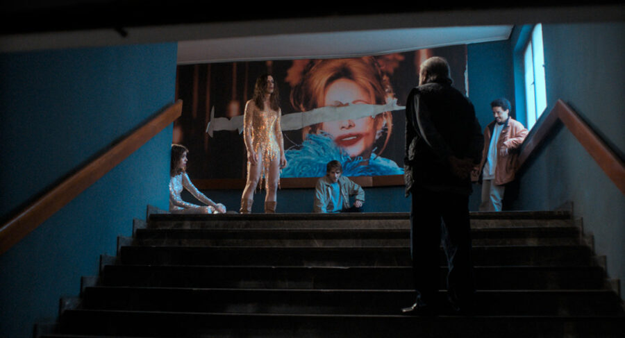 Afficher l'image Elsa Lekakou, Foivos Papadopoulos