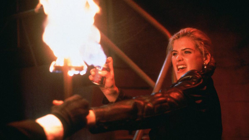 Kristy Swanson dans Buffy, tueuse de vampires