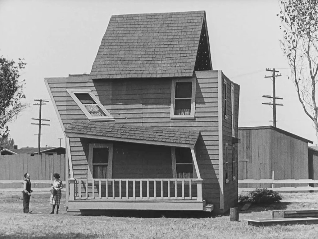 Buster Keaton, Sybil Seely dans La maison démontable