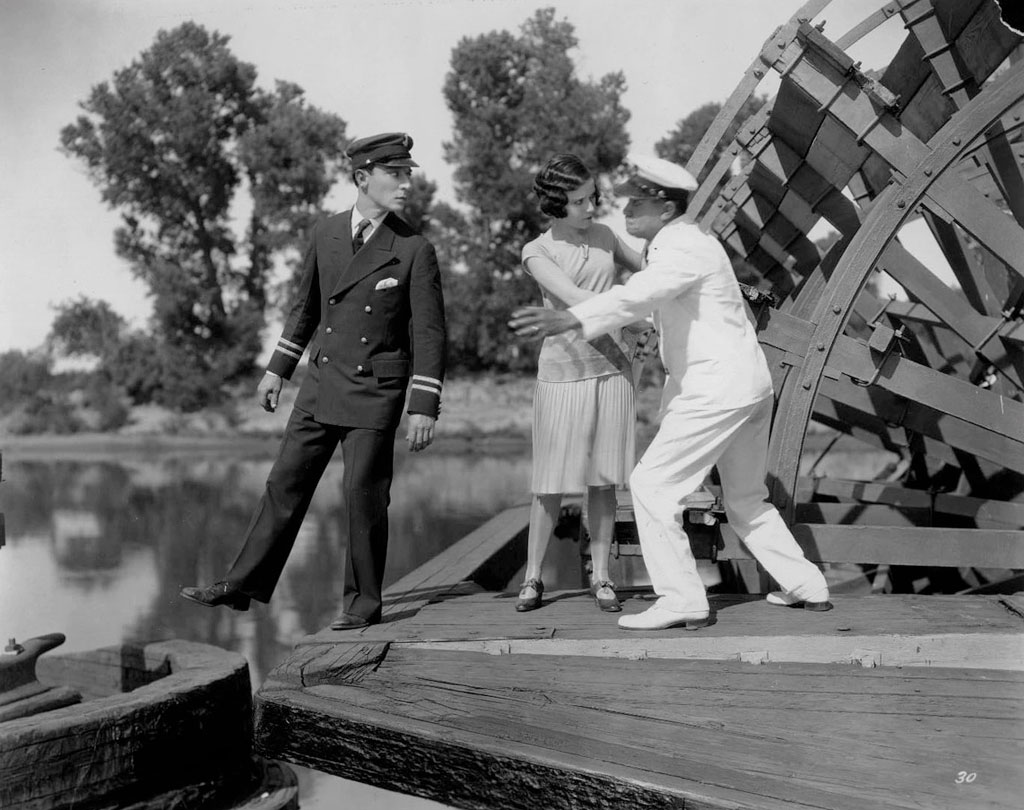 Buster Keaton dans Cadet d'eau douce