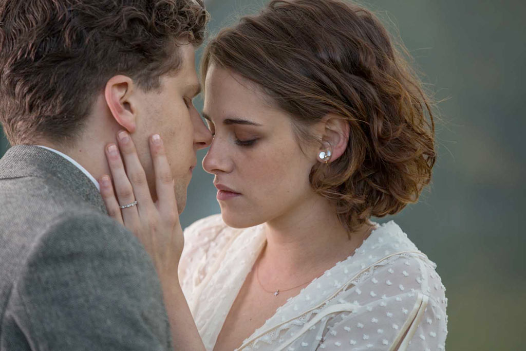 Jesse Eisenberg, Kristen Stewart dans Café Society