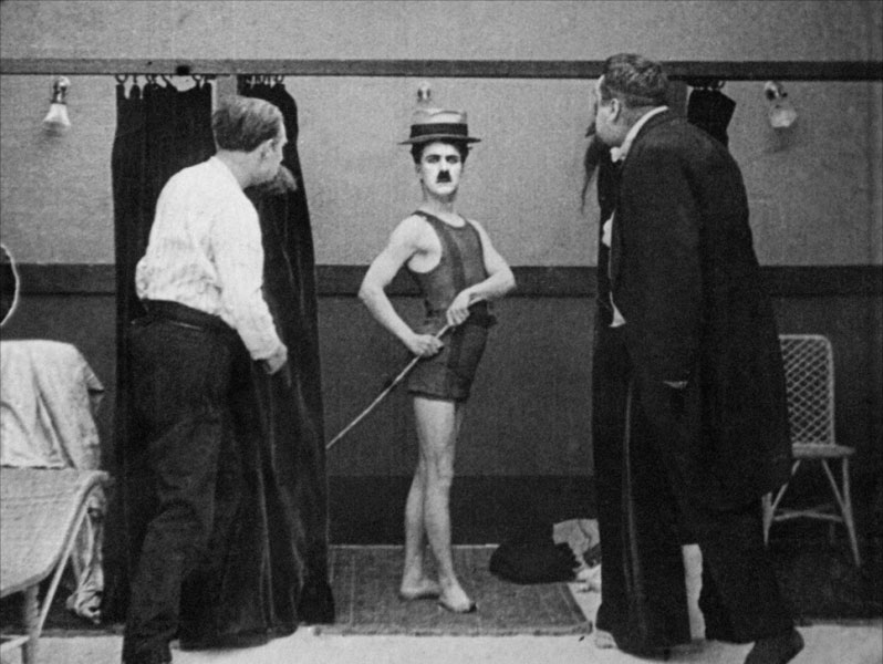 Charlie Chaplin dans Charlot fait une cure