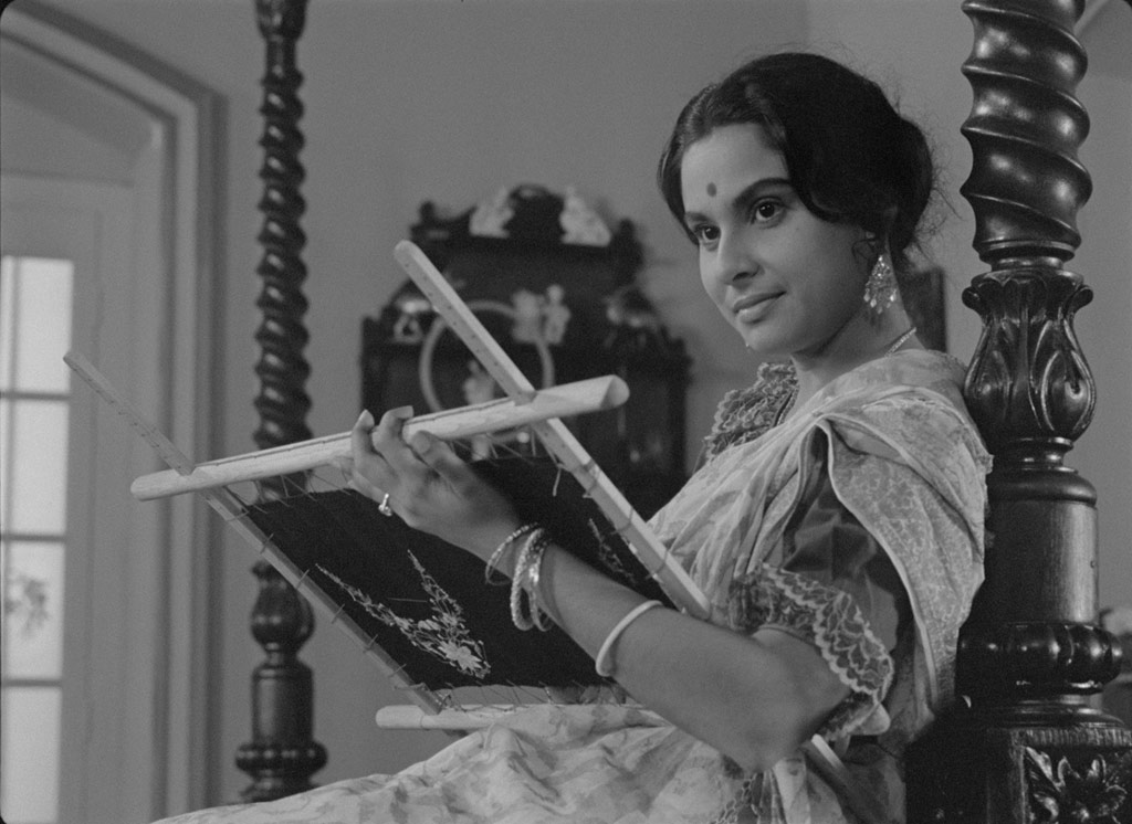 Madhabi Mukherjee dans Charulata