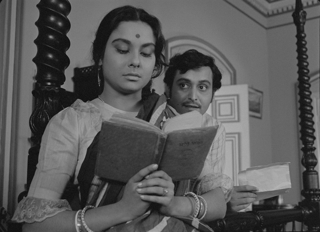 Madhabi Mukherjee dans Charulata