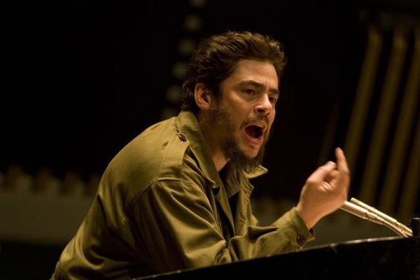 Benicio Del Toro dans Che - l'argentin