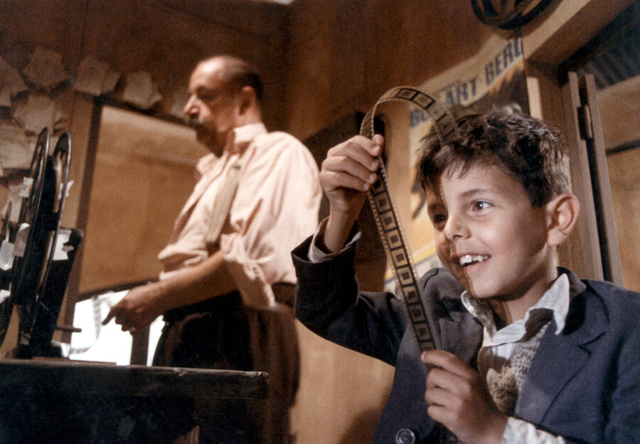 Afficher l'image Philippe Noiret, Salvatore Cascio