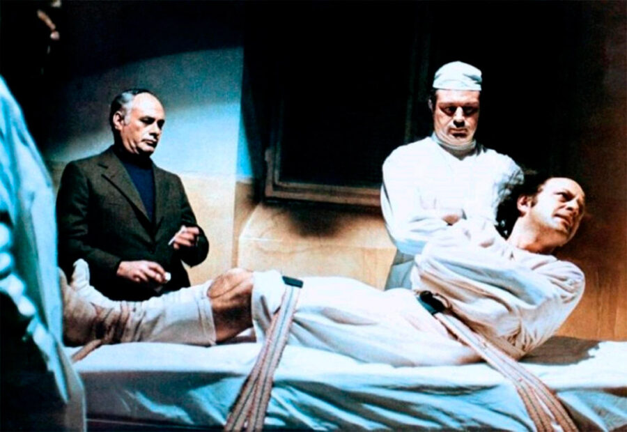 Afficher l'image Martin Balsam, Roy Bosier, Franco Nero