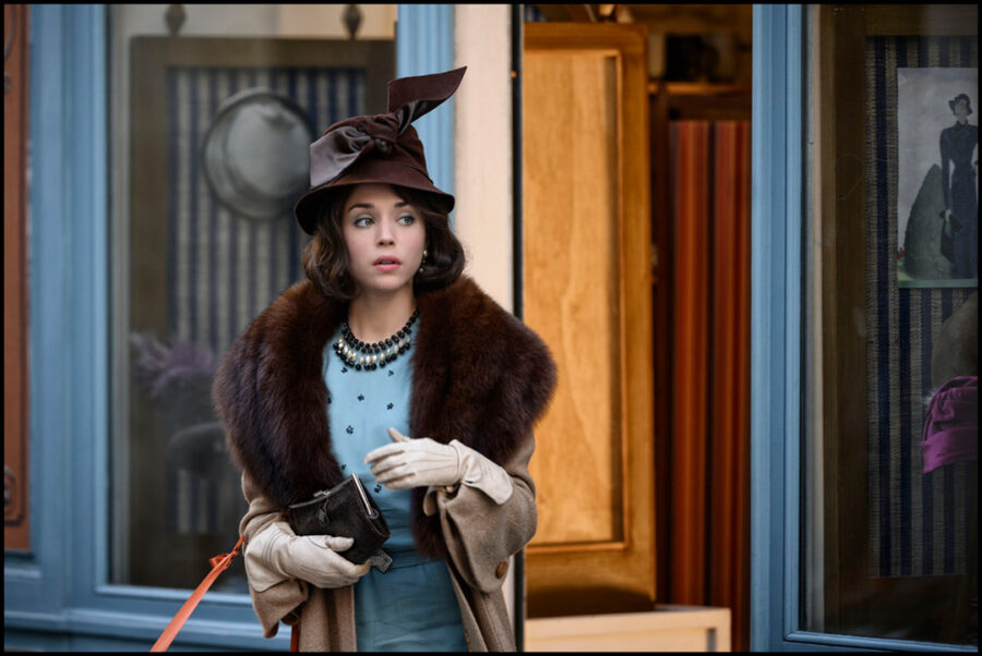 Afficher l'image Alice Isaaz