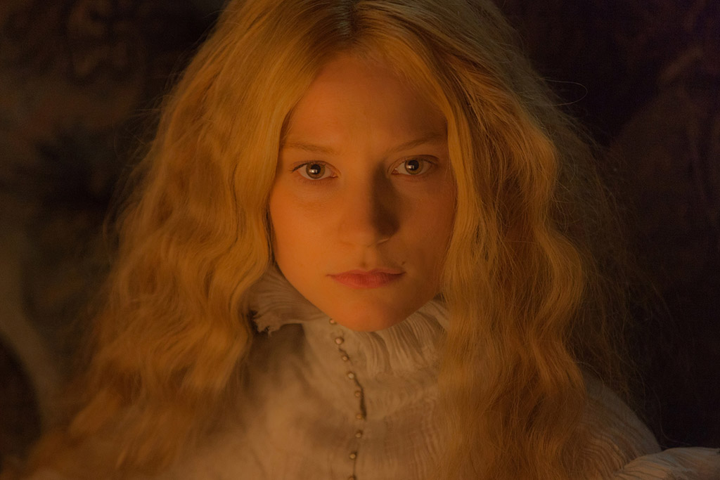 Mia Wasikowska dans Crimson Peak