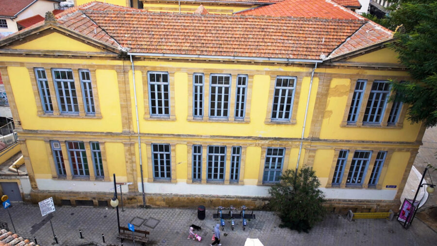 Afficher l'image dans-le-silence-des-hirondelles-02