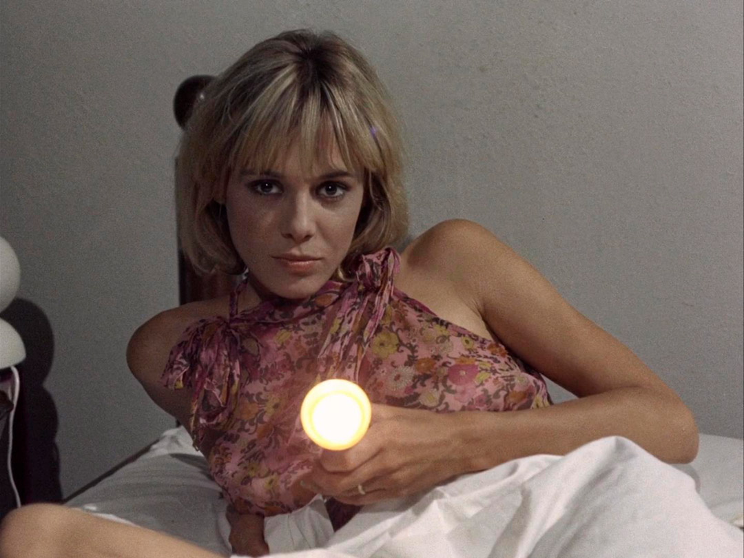 Anita Pallenberg dans Dillinger est mort