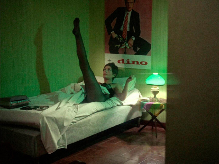 Afficher l'image Annie Girardot