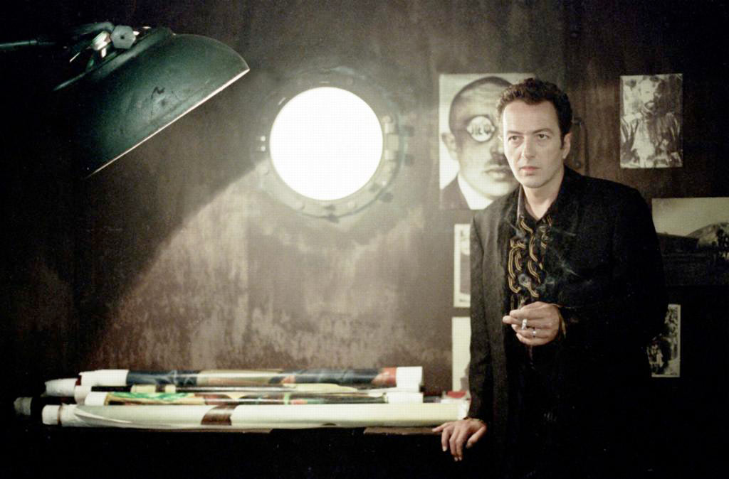 Elvire, Joe Strummer dans Docteur Chance