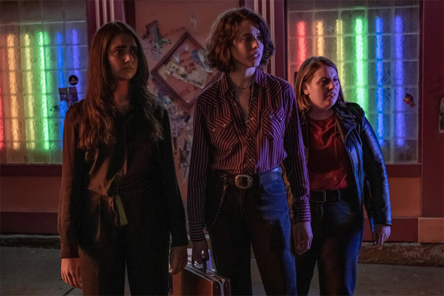 Afficher l'image Beanie Feldstein, Margaret Qualley, Geraldine Viswanathan