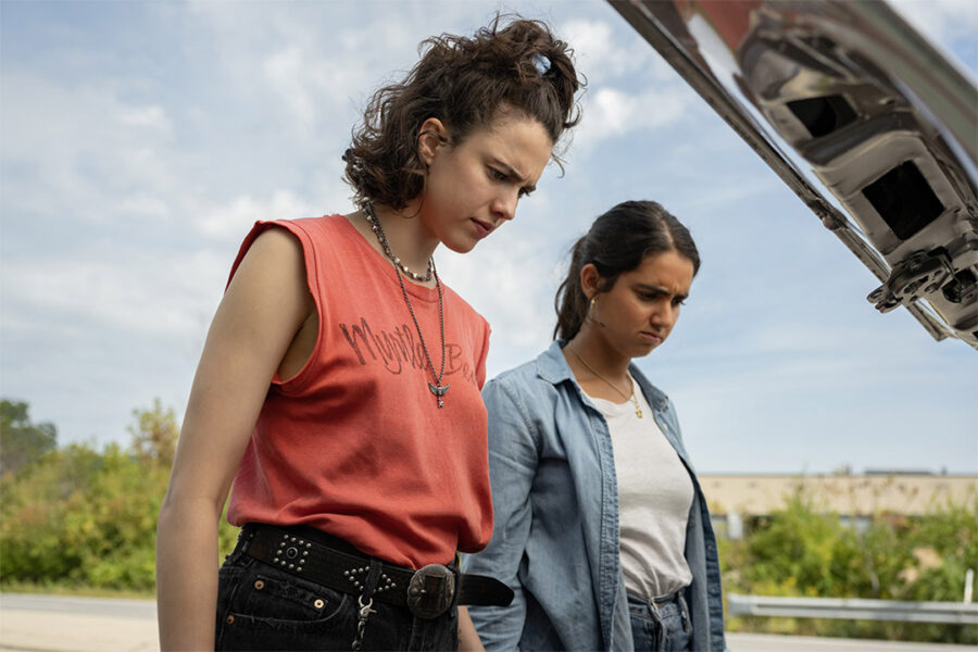 Afficher l'image Margaret Qualley, Geraldine Viswanathan