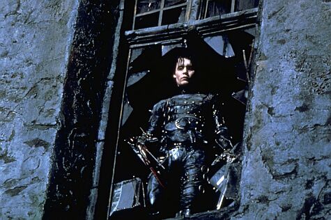 Johnny Depp dans Edward aux mains d’argent