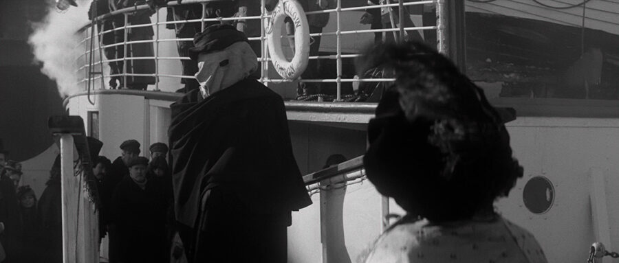 Afficher l'image John Hurt