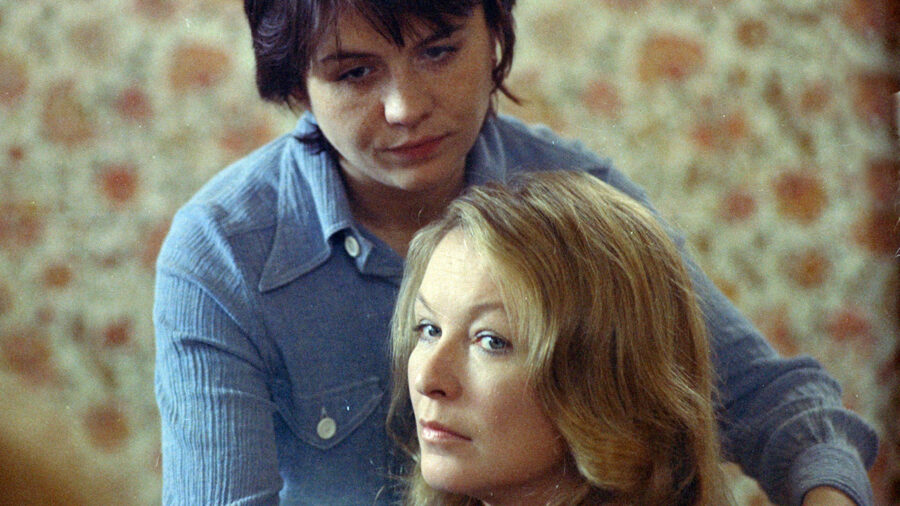 Afficher l'image Marina Vlady, Lili Monori