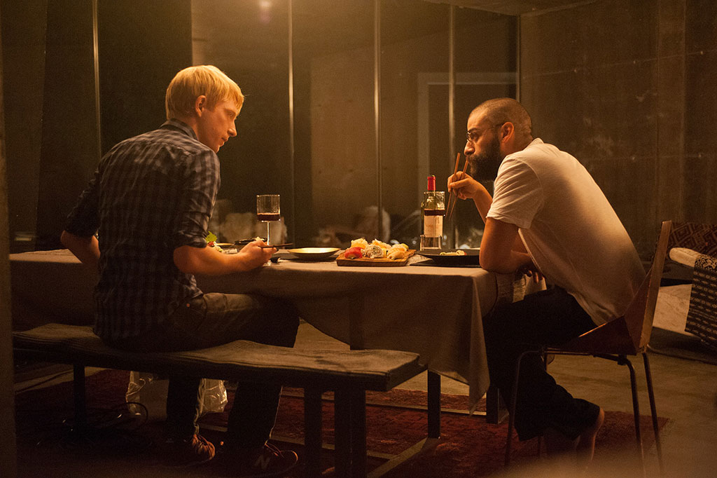 Oscar Isaac, Domhnall Gleeson dans Ex Machina