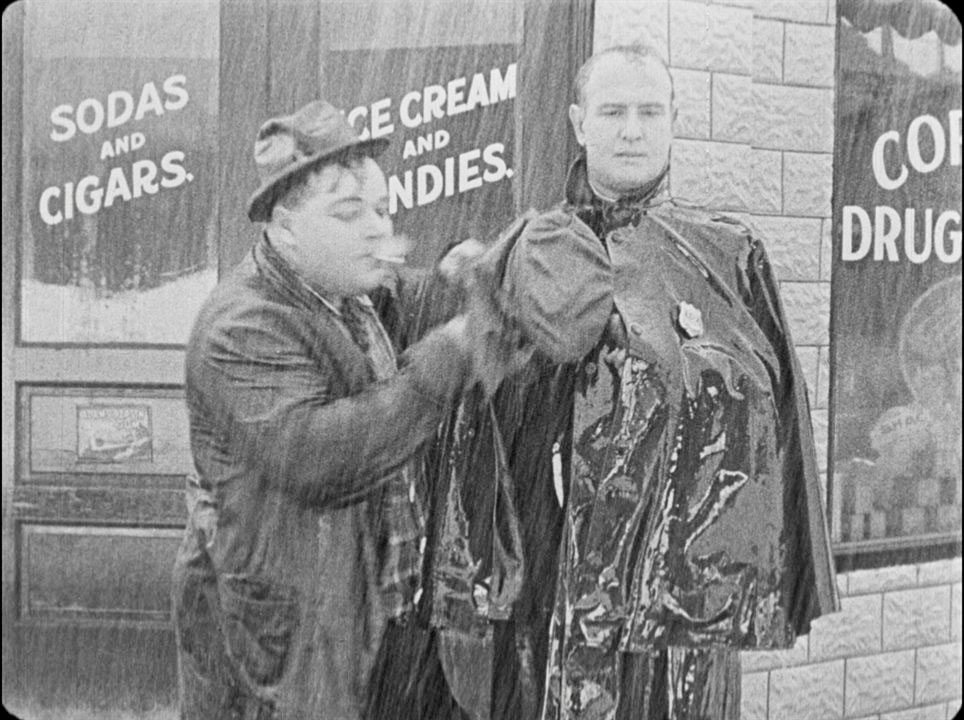 Roscoe Arbuckle dans Fatty se déchaîne