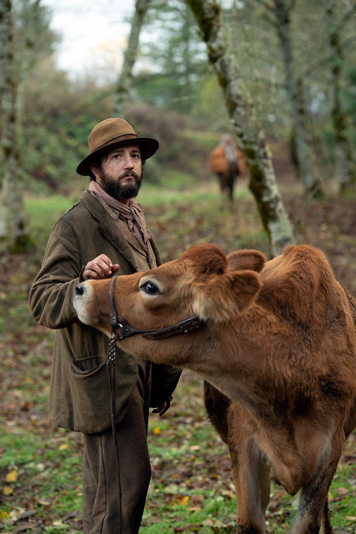 John Magaro dans First cow