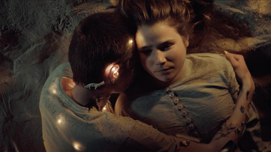 Afficher l'image fuir-la-bas-fuir