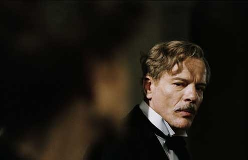 Pascal Greggory dans Gabrielle