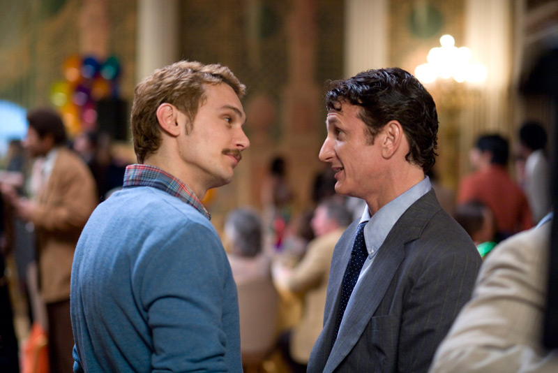 James Franco, Sean Penn dans Harvey Milk