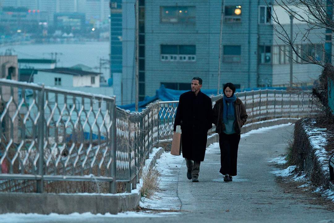 Roschdy Zem, Bella Kim dans Hiver à Sokcho