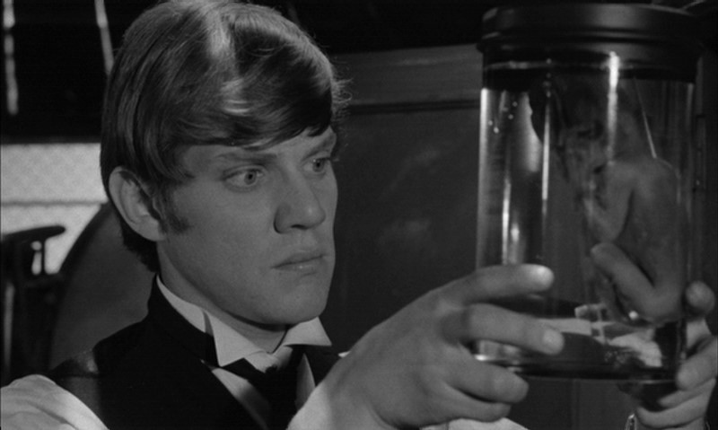 Malcolm McDowell dans If…