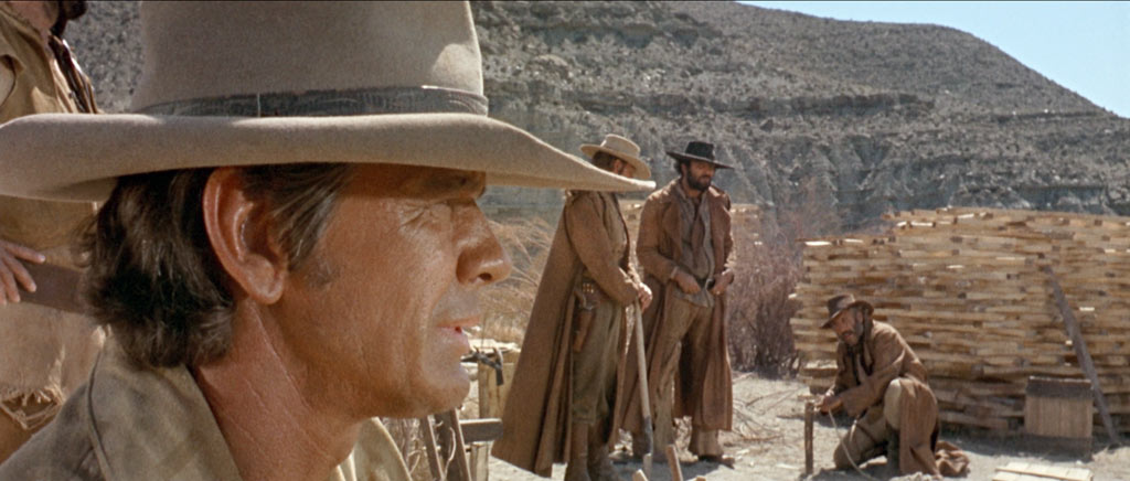 Charles Bronson, Jason Robards dans Il était une fois dans l'Ouest