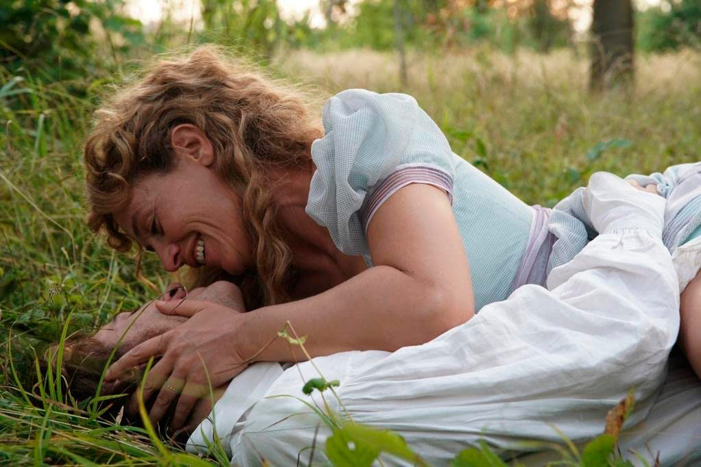 Cécile de France, Benjamin Voisin dans Illusions perdues