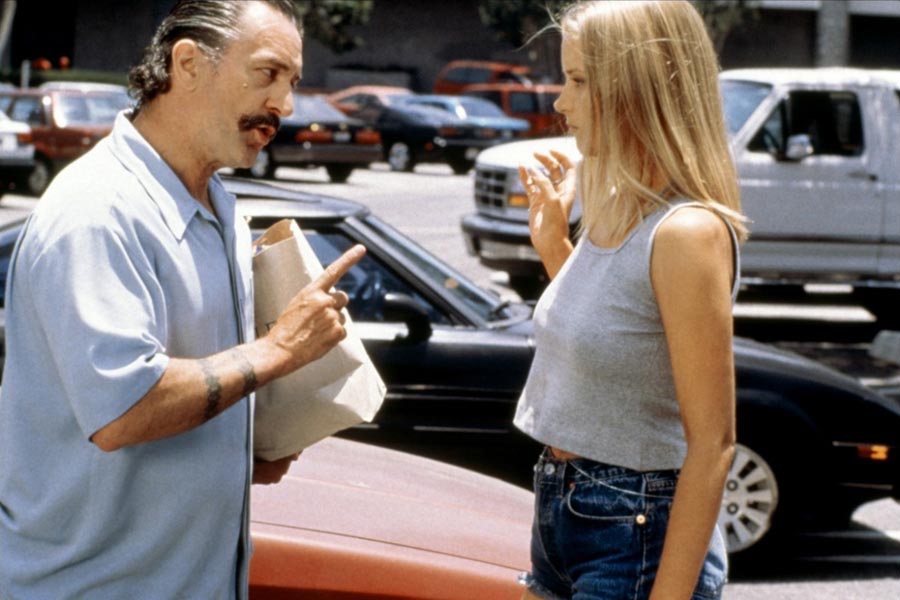 Bridget Fonda, Robert De Niro dans Jackie Brown